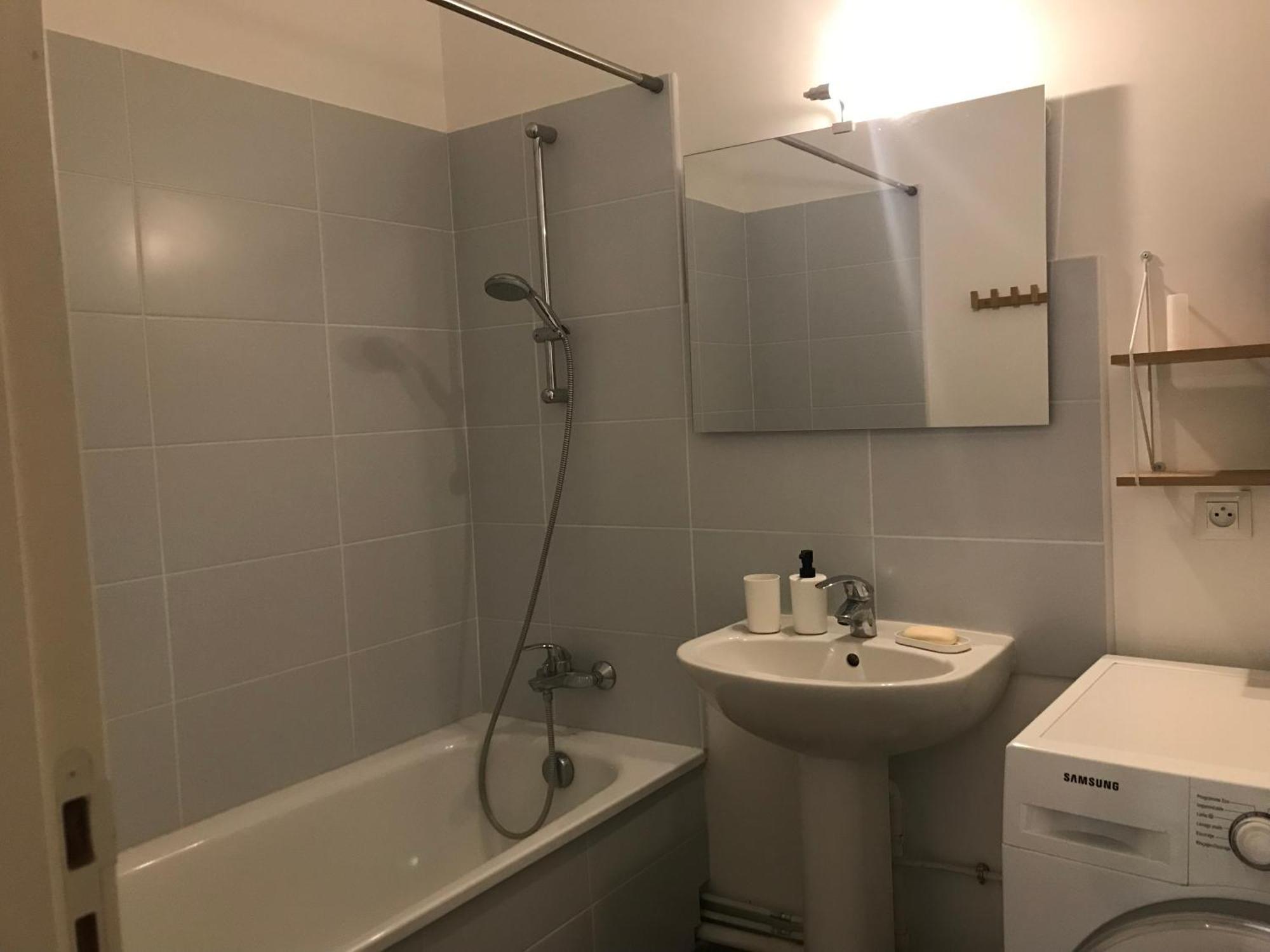 Appartamento Le Clemenceau - Hyper Centre - Calme - Proche Thermes Vichy Esterno foto
